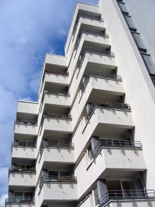 apartment%20balcony.jpg