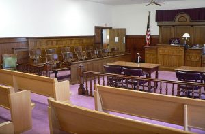 800px-Nuckolls_County_Courthouse_courtroom_2